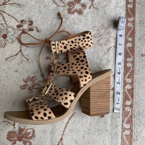 Dolce Vita Women's Shoes Leopard Print Calf Hair Luci Sandals Size 9 - Picture 5 of 9